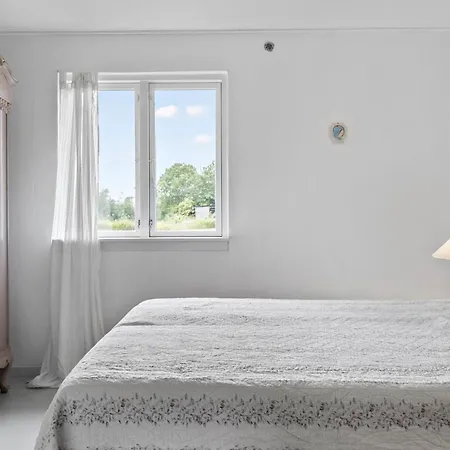 1 Bedroom Cozy In Nykobing M Holiday home *